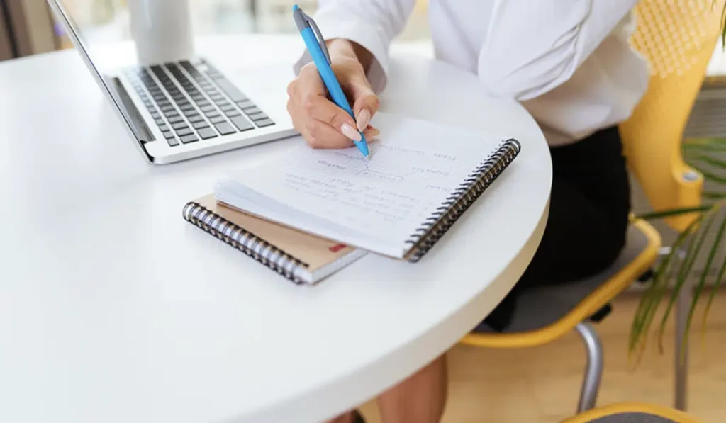 Why You Should Use a Professional Assignment Writing Service